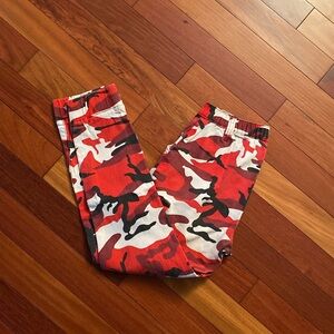 Almost Famous Camouflage Cargo pants size Medium joggers